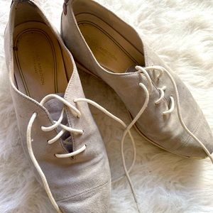 Cole Haan Grey Pointed Toe Oxfords